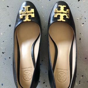 Shoes - perfect for office / causal for weekends